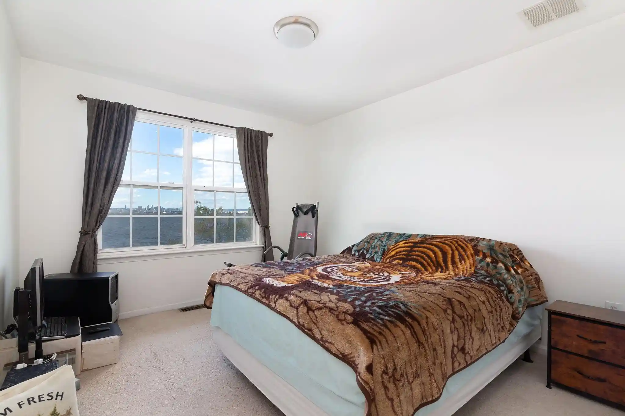 Photo 3 of Townhouse for sale at 61 Lee Ct, Jersey City, NJ 07305 | MLS# 260020545 | Listing updated on 2026-10-11