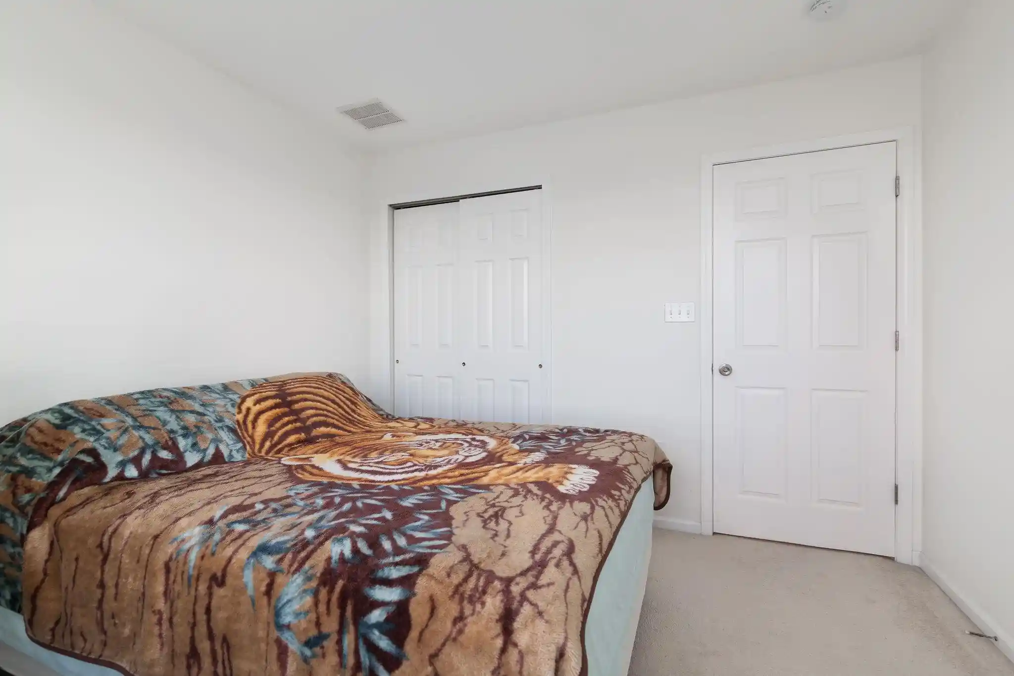 Photo 3 of Townhouse for sale at 61 Lee Ct, Jersey City, NJ 07305 | MLS# 260020545 | Listing updated on 2026-10-11