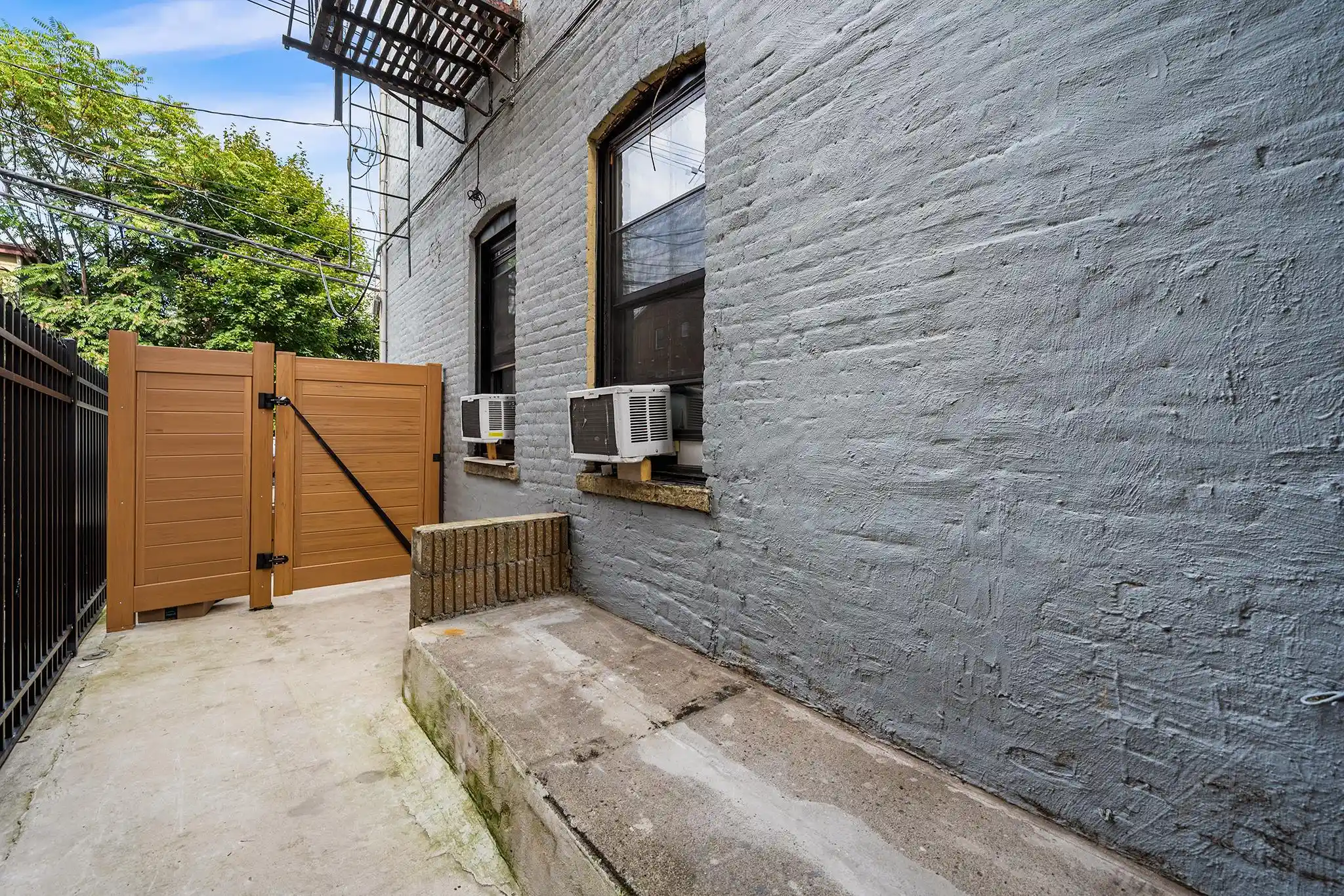 Photo 4 of Condo for sale at 25 High St #1, Jersey City, NJ 07306 | MLS# 260020587 | Listing updated on 2026-10-15