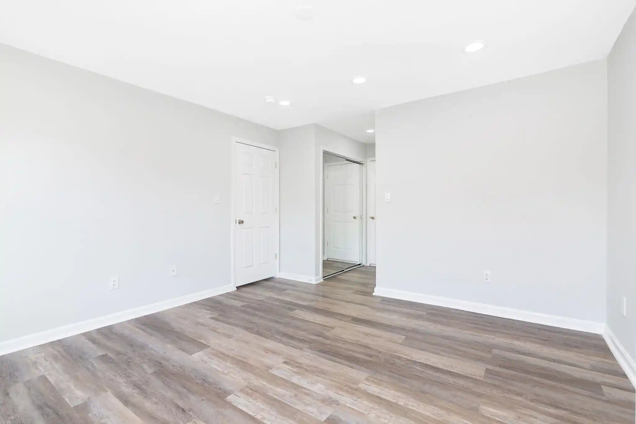 Photo 4 of Condo for sale at 5 Butternut St, Jersey City, NJ 07305 | MLS# 260020634 | Listing updated on 2026-10-14