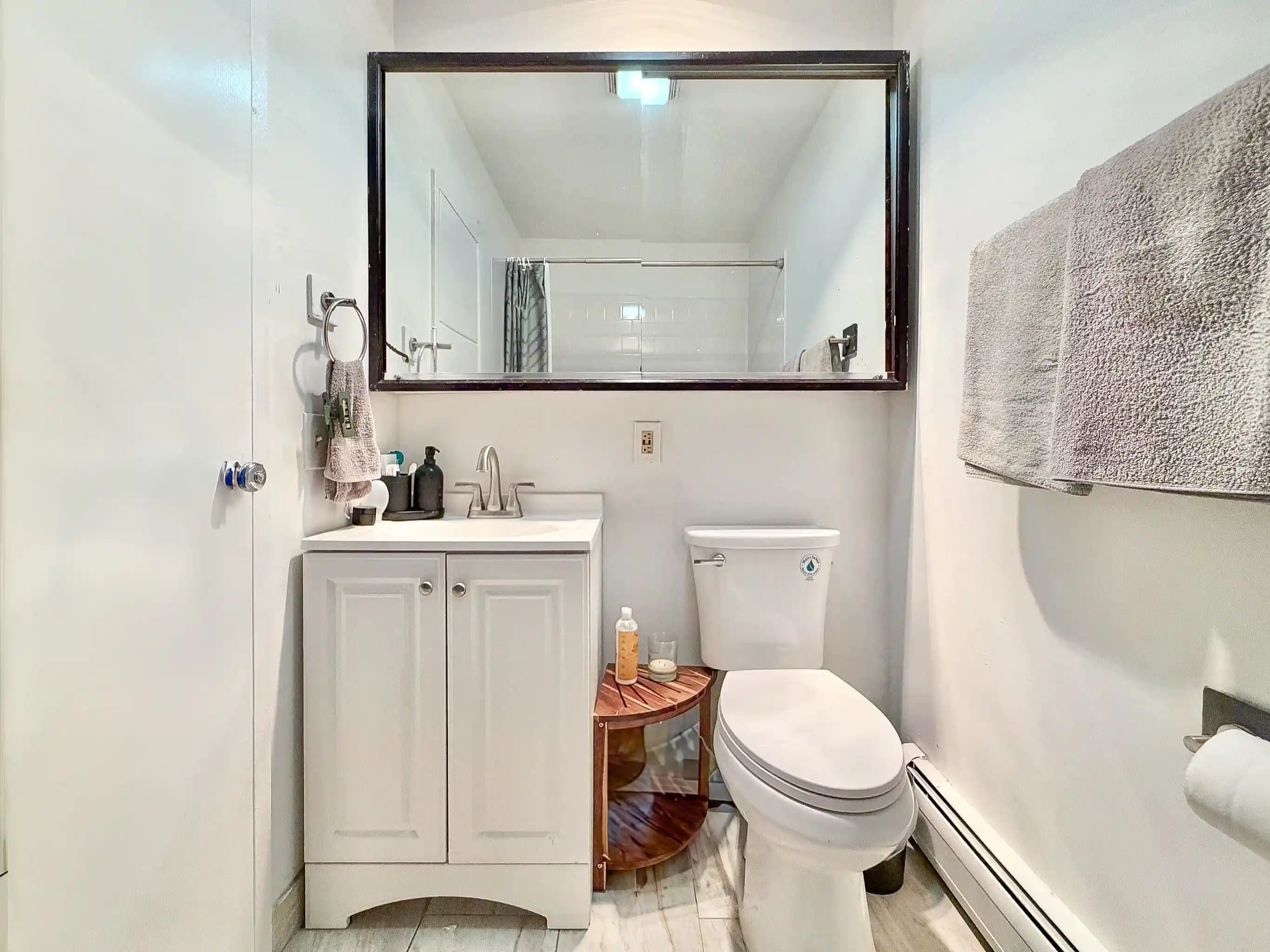 Photo 4 of Condo for sale at 372 2nd Street #4L, Jersey City, NJ 07302 | MLS# 260020683 | Listing updated on 2026-10-14