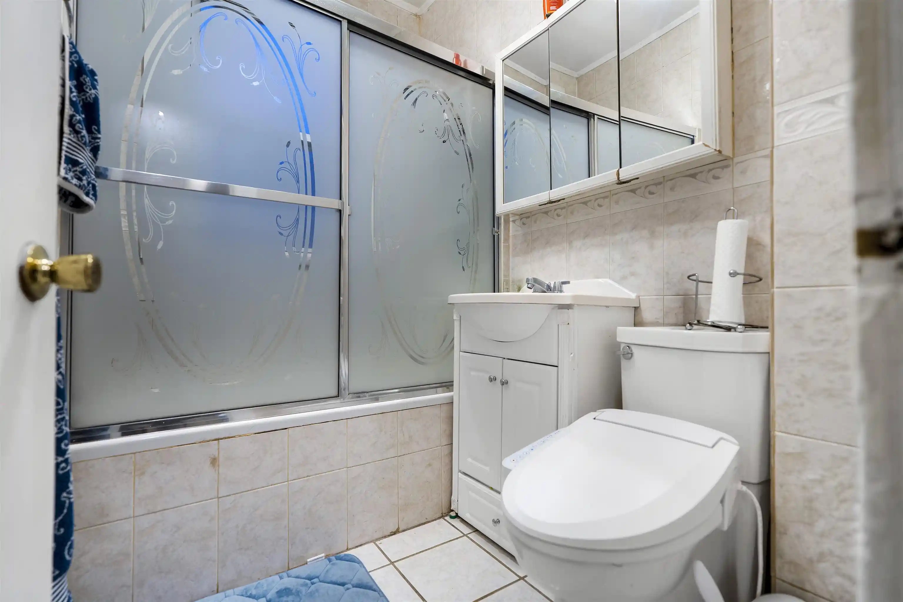 Photo 4 of Single family home for sale at 33 Union St, Jersey City, NJ 07304 | MLS# 260020833 | Listing updated on 2026-10-15