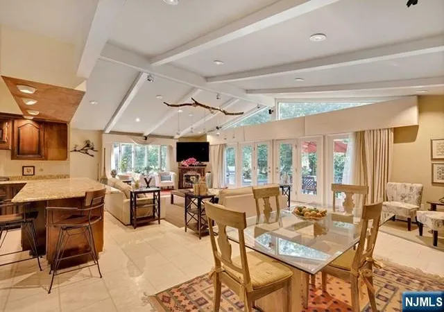 4th image of 151 Donnybrook Dr, Allendale, NJ 07401 | MLS# 20035830