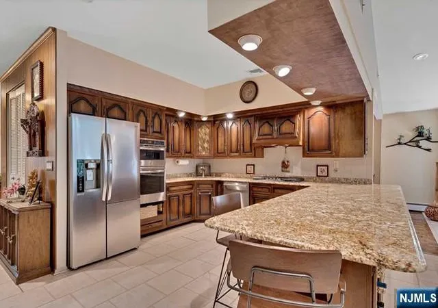 5th image of 151 Donnybrook Dr, Allendale, NJ 07401 | MLS# 20035830