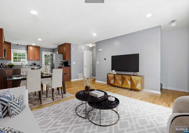 5th image of 15 Zabriskie St #1505, Hackensack, NJ 07601 | MLS# 23026210
