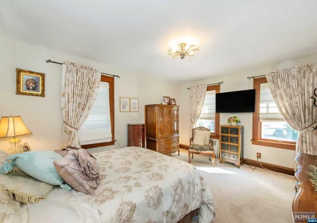 Photo 4 of Sale Pending at 55 Heights Rd, Clifton, NJ 07012 | MLS# 24017835 | Listing updated on 2025-03-14