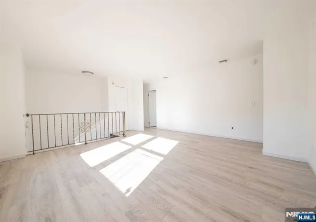 4th image of 678-680 E 23Rd St, Paterson, NJ 07504 | MLS# 24035939