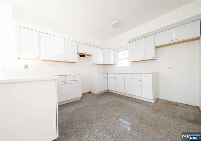 5th image of 678-680 E 23Rd St, Paterson, NJ 07504 | MLS# 24035939
