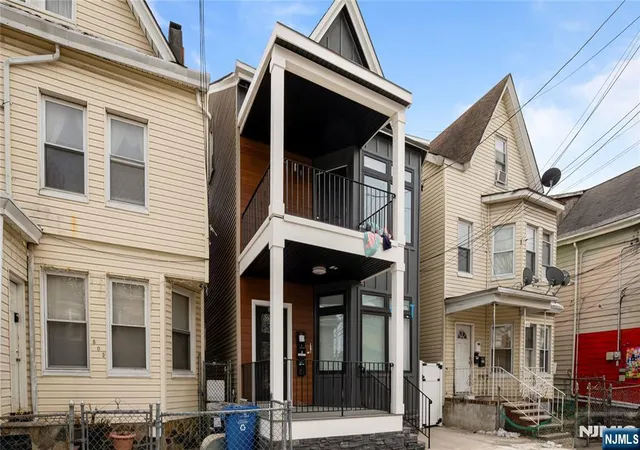 4th image of 605 Madison, Paterson, NJ 07514 | MLS# 25005800