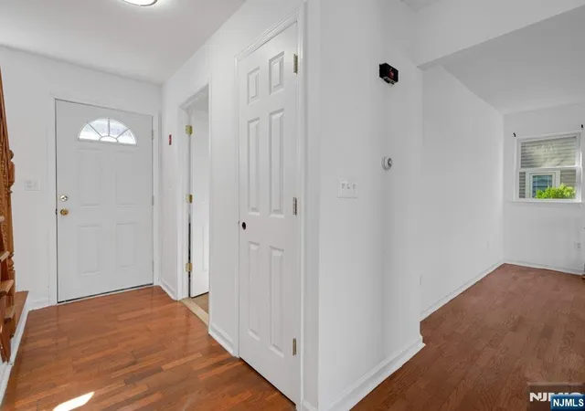 5th image of 119 Lake Shore Dr, Hewitt, NJ 07421 | MLS# 25007915