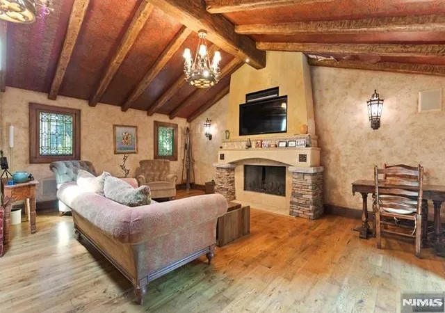 Photo 3 of Sale Pending at 12 Alcott Rd, Mahwah, NJ 07430 | MLS# 25008899 | Listing updated on 2026-05-20