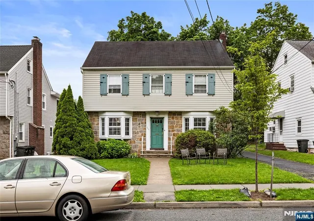 2nd image of 403 South Pkwy, Clifton, NJ 07014 | MLS# 25019023