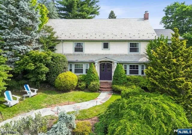 Photo 1 of Sale Pending at 27 Fairway Dr, West Orange, NJ 07052 | MLS# 25020560 | Listing updated on 2025-09-26