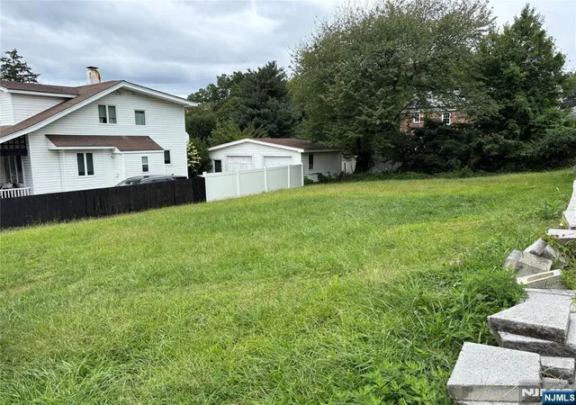 1st image of 485 Westview Pl, Fort Lee, NJ 07024 | MLS# 25023203