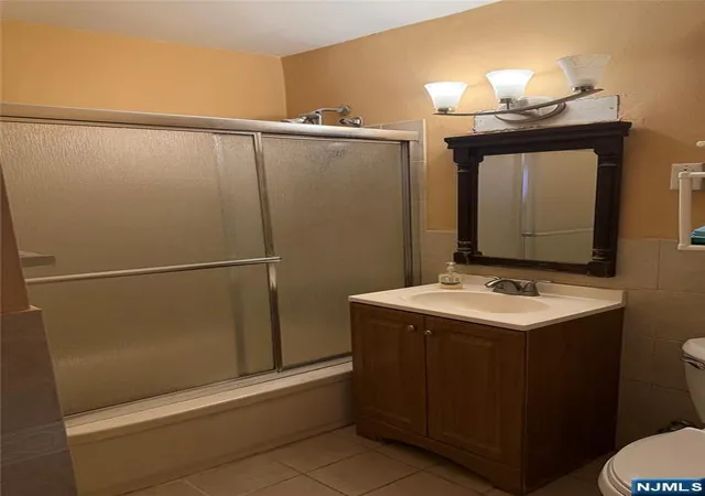 Homes for sale in Passaic, NJ | 285 Aycrigg Ave #20C, Passaic, NJ 07055 | MLS# 25024170
