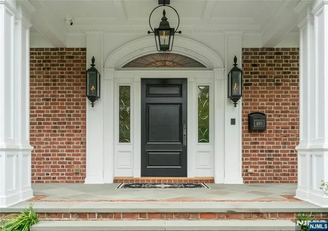 3rd image of 480 Knollwood Rd, Ridgewood, NJ 07450 | MLS# 25026447