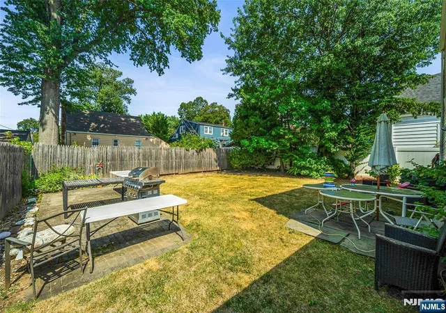 4th image of 448 Sutton Ave, Hackensack, NJ 07601 | MLS# 25027420
