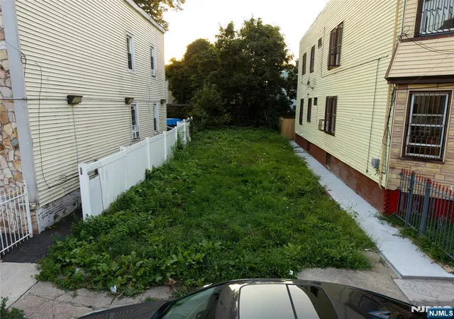 Photo 2 of Sale Pending at 309 21st Street, Irvington, NJ 07111 | MLS# 25028820 | Listing updated on 2025-12-08
