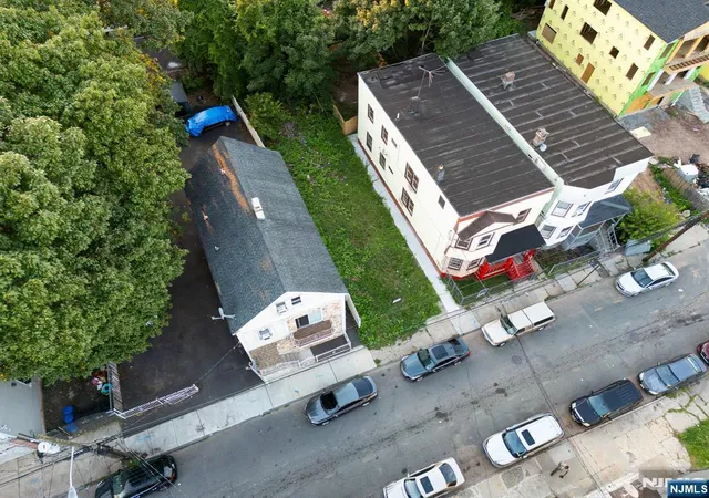 Photo 3 of Sale Pending at 309 21st Street, Irvington, NJ 07111 | MLS# 25028820 | Listing updated on 2025-12-08