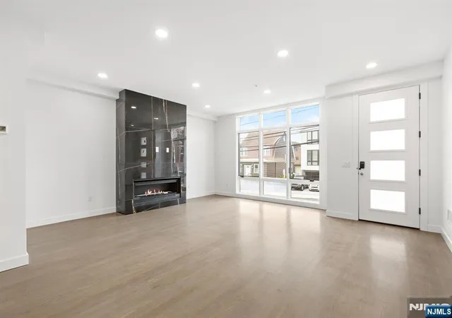Photo 3 of Sale Pending at 93 Crescent Ave, Cliffside Park, NJ 07010 | MLS# 25031538 | Listing updated on 2025-10-10