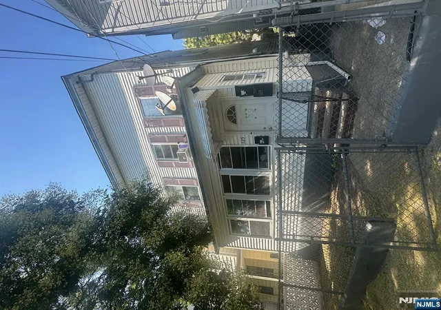 1st image of 125 Pearl St, Paterson, NJ 07501 | MLS# 25032621