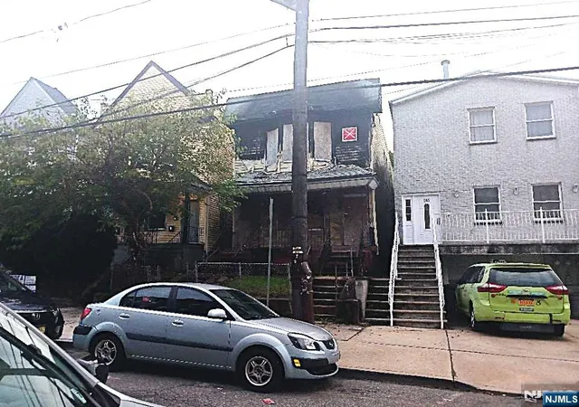 Photo 3 of Sale Pending at 159 Virginia Ave, Jersey City, NJ 07304 | MLS# 25035942 | Listing updated on 2025-12-20