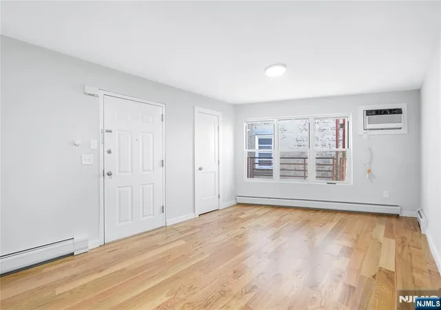 Photo 3 of Condo for sale at 161 18Th St #10C, Union City, NJ 07087 | MLS# 25038314 | Listing updated on 2026-02-21