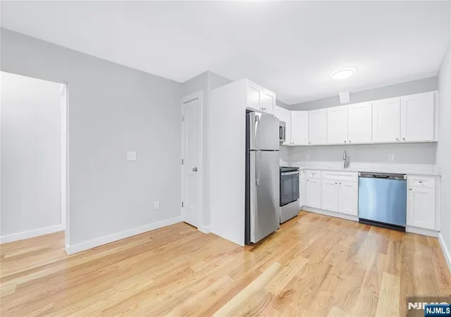 Photo 4 of Condo for sale at 161 18Th St #10C, Union City, NJ 07087 | MLS# 25038314 | Listing updated on 2026-02-21
