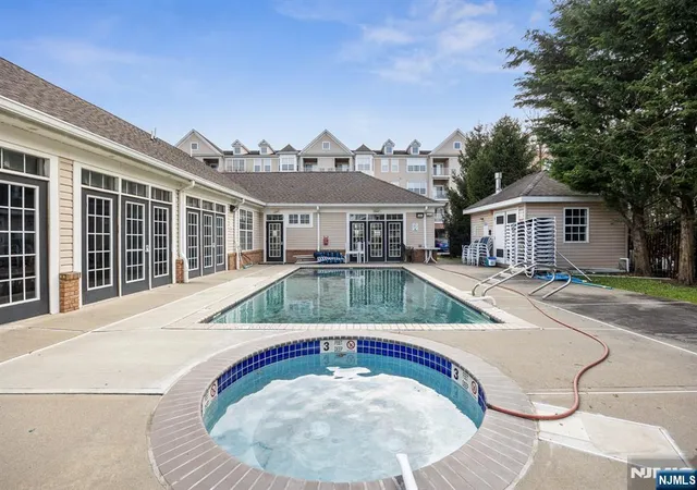 Homes for sale in Elmwood Park, NJ | 134 Cory Ln, Elmwood Park, NJ 07407