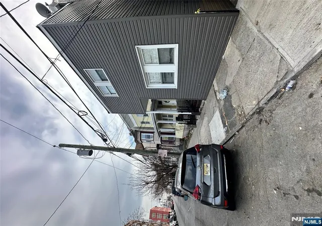 3rd image of 276 Ellison St, Paterson, NJ 07501 | MLS# 25043059