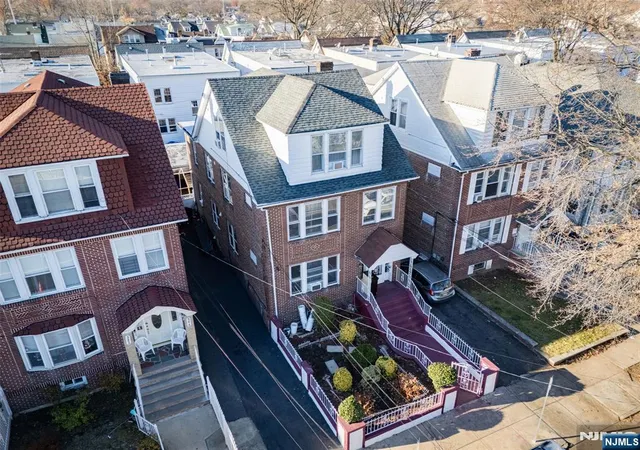 Homes for sale in Newark, NJ | 386 11th St, Newark, NJ 07107 | MLS# 25043060