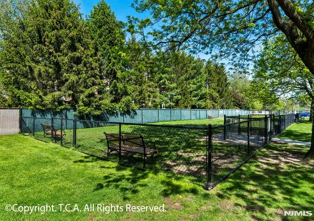 Homes for sale in Edgewater, NJ | 316 Ellery Ct #316, Edgewater, NJ 07020 | MLS# 25043468