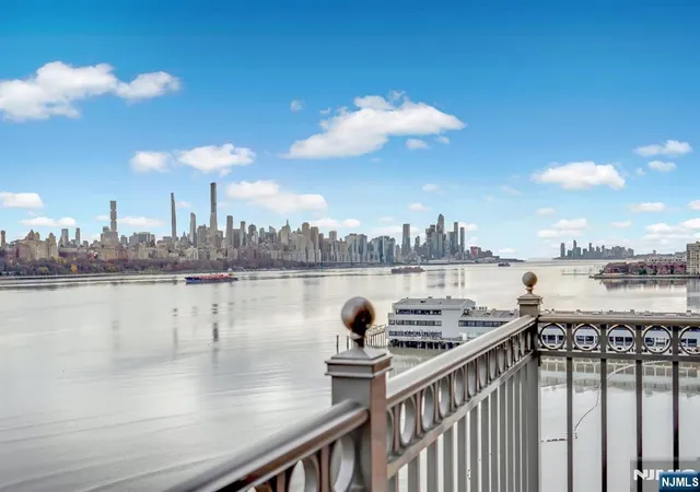 Homes for sale in Edgewater, NJ | 5311 City Pl, Edgewater, NJ 07020 | MLS# 25043930