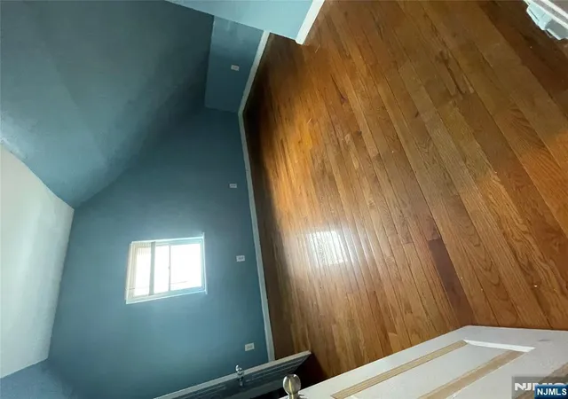5th image of 522 Mulberry St, Newark, NJ 07114 | MLS# 25044030