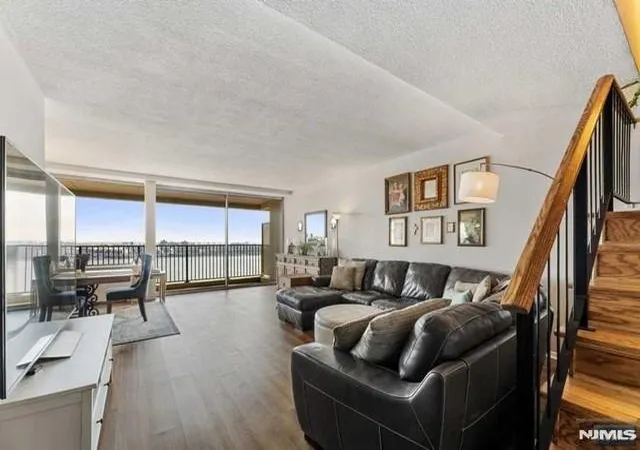 Homes for sale in Fort Lee, NJ | 3 Horizon Rd #1004, Fort Lee, NJ 07024 | MLS# 26000669