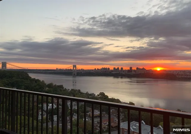 5th image of 3 Horizon Rd #1004, Fort Lee, NJ 07024 | MLS# 26000669