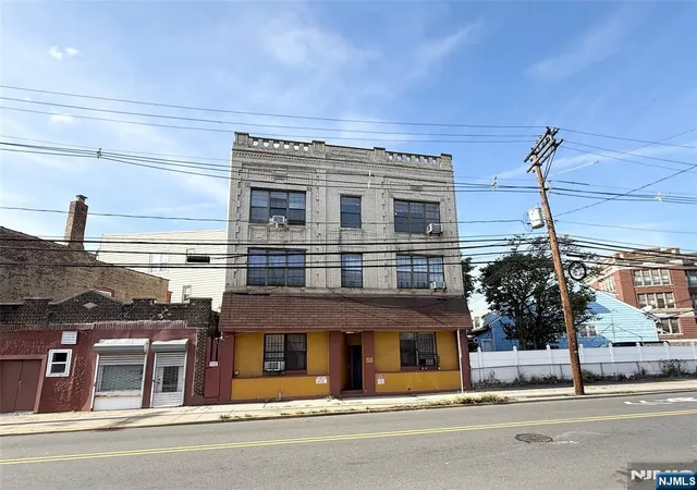 Photo 1 of Condo for sale at 171 Old Bergen Rd #1R, Jersey City, NJ 07305 | MLS# 26000683 | Listing updated on 2026-02-19