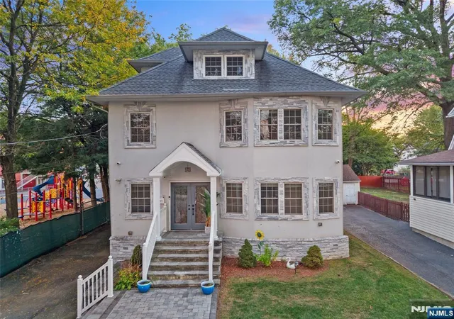 3rd image of 81 Fairmount Ave, Hackensack, NJ 07601 | MLS# 26000741