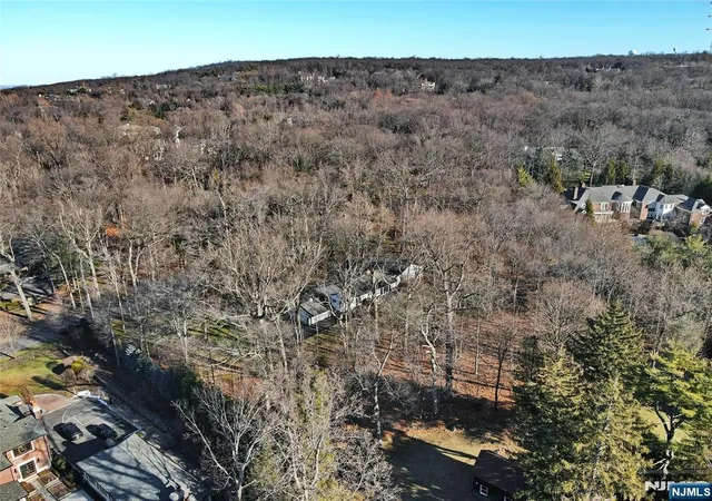 Photo 2 of Land for sale at 32 Litchfield Wy, Alpine, NJ 07620 | MLS# 26002066 | Listing updated on 2026-07-16