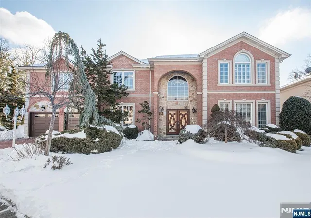 Photo 1 of Sale Pending at 6 Merrimack Ct, Paramus, NJ 07652 | MLS# 26002281 | Listing updated on 2026-08-03