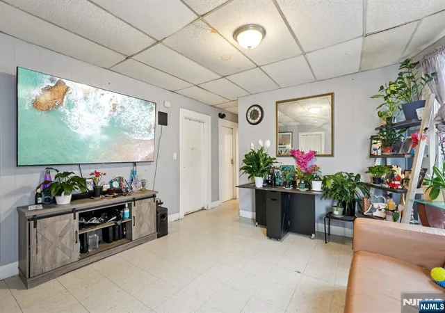 4th image of 599 23Rd St, Paterson, NJ 07514 | MLS# 26002890