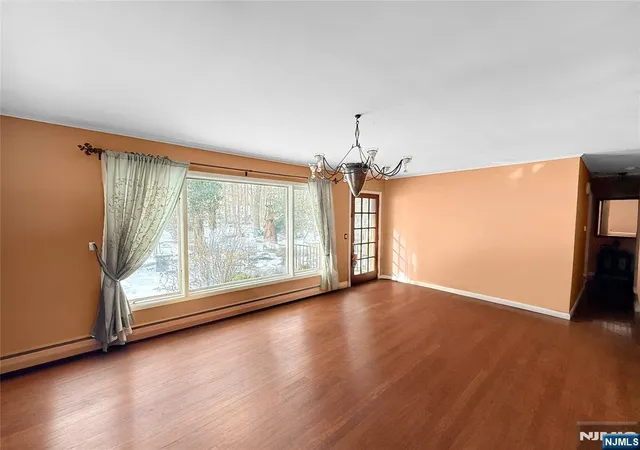 4th image of 40 Pawnee Ave, Oakland, NJ 07436 | MLS# 26003029