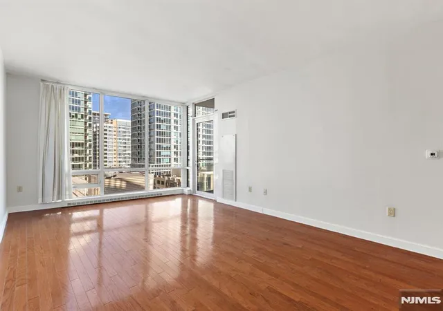 Homes for sale in Jersey City, NJ | 20 Newport Pkwy #1209, Jersey City, NJ 07310 | MLS# 26003223