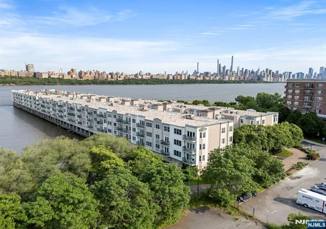 Homes for sale in Edgewater, NJ | 108 The Promenade, Edgewater, NJ 07020