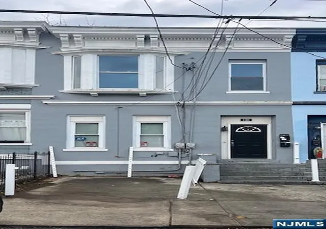 3rd image of 110 Peabody Pl, Newark, NJ 07104 | MLS# 26003793
