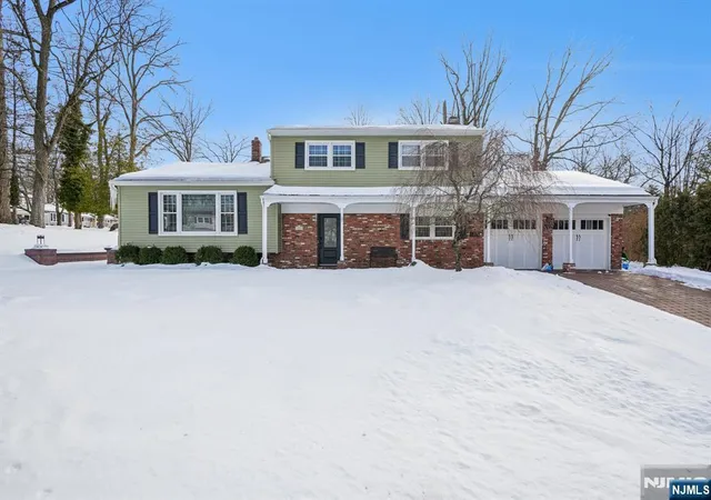 Photo 1 of Single family home for sale at 25 Nathan Wy, Wayne, NJ 07470 | MLS# 26003915 | Listing updated on 2026-03-25