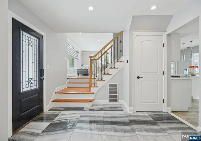 Photo 3 of Single family home for sale at 25 Nathan Wy, Wayne, NJ 07470 | MLS# 26003915 | Listing updated on 2026-03-25