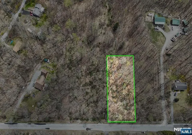 Homes for sale in Montague, NJ | 11 Oak Ridge Rd, Montague, NJ 07827 | MLS# 26005069