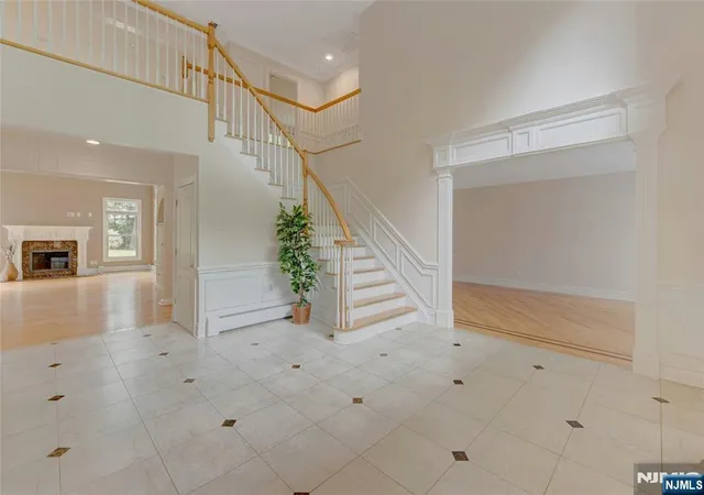 Homes for sale in Wyckoff, NJ | 501 Clinton Ave, Wyckoff, NJ 07481 | MLS# 26005609