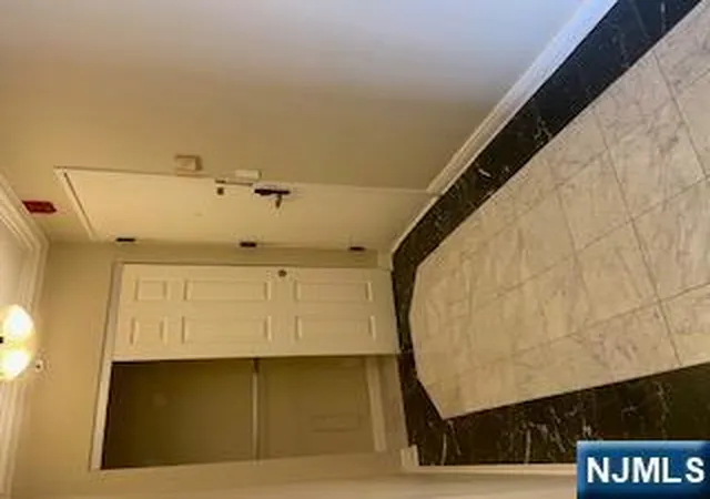 5th image of 900 Palisade, Fort Lee, NJ 07024